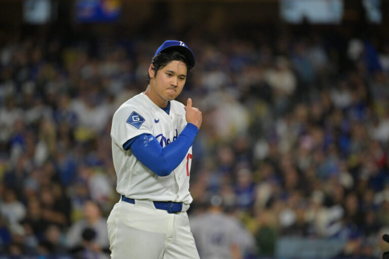 领航国际官网入口 在六局无安打战 Colorado Rockies 中与自己缠斗 | 领航国际